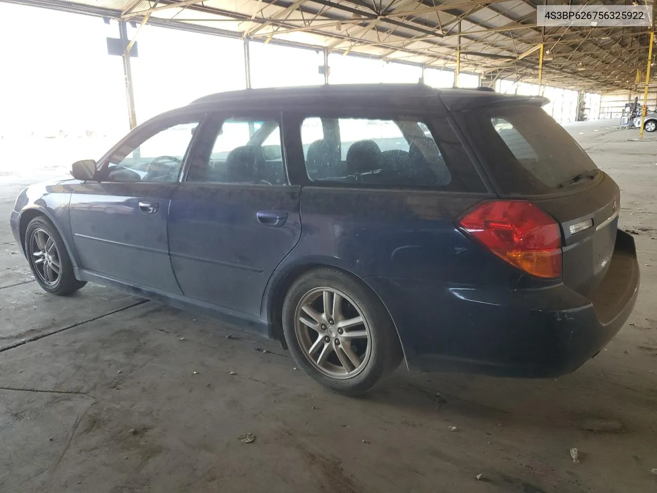 2005 Subaru Legacy 2.5I Limited VIN: 4S3BP626756325922 Lot: 56037134