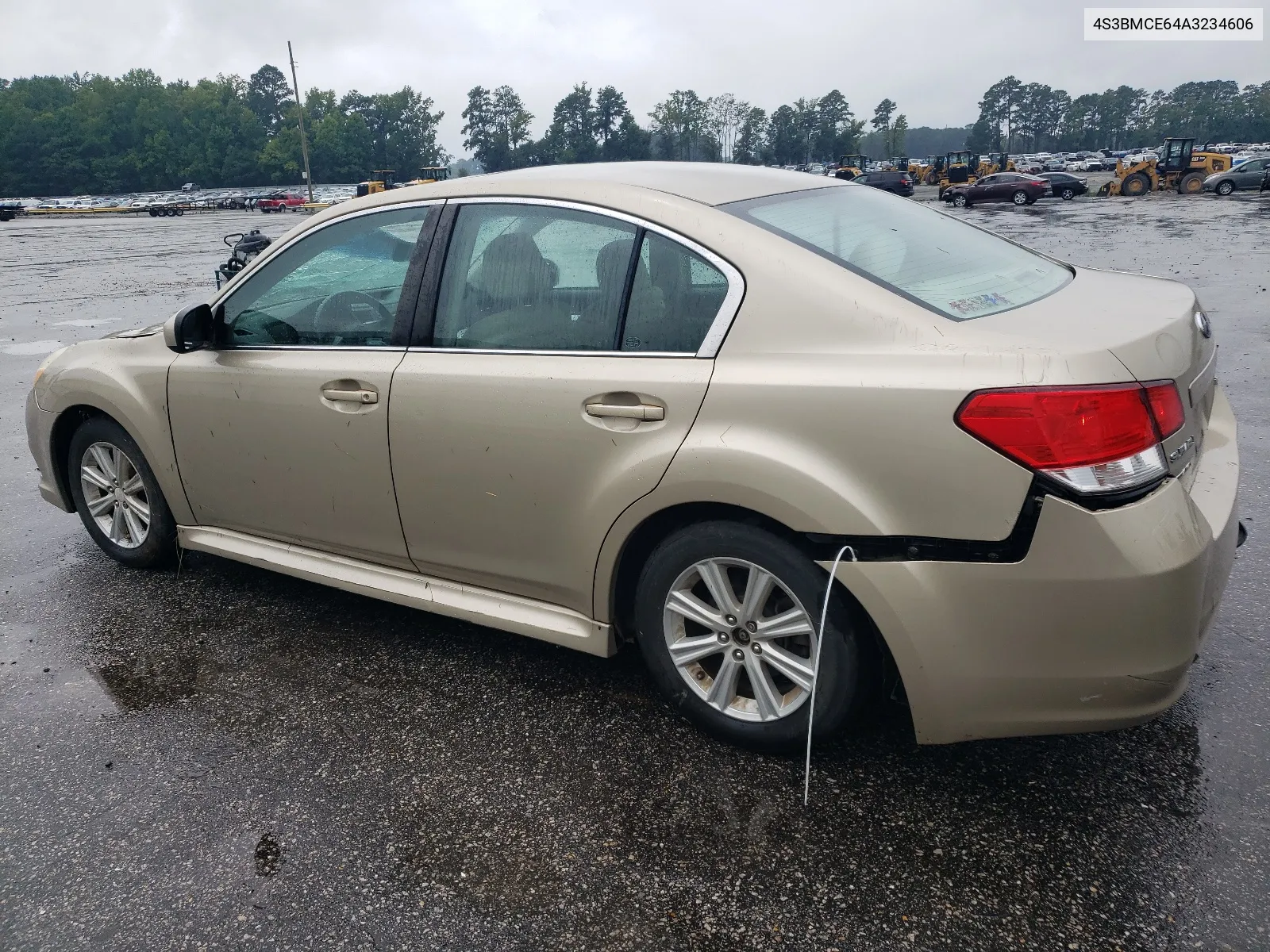 2010 Subaru Legacy 2.5I Premium VIN: 4S3BMCE64A3234606 Lot: 65180824