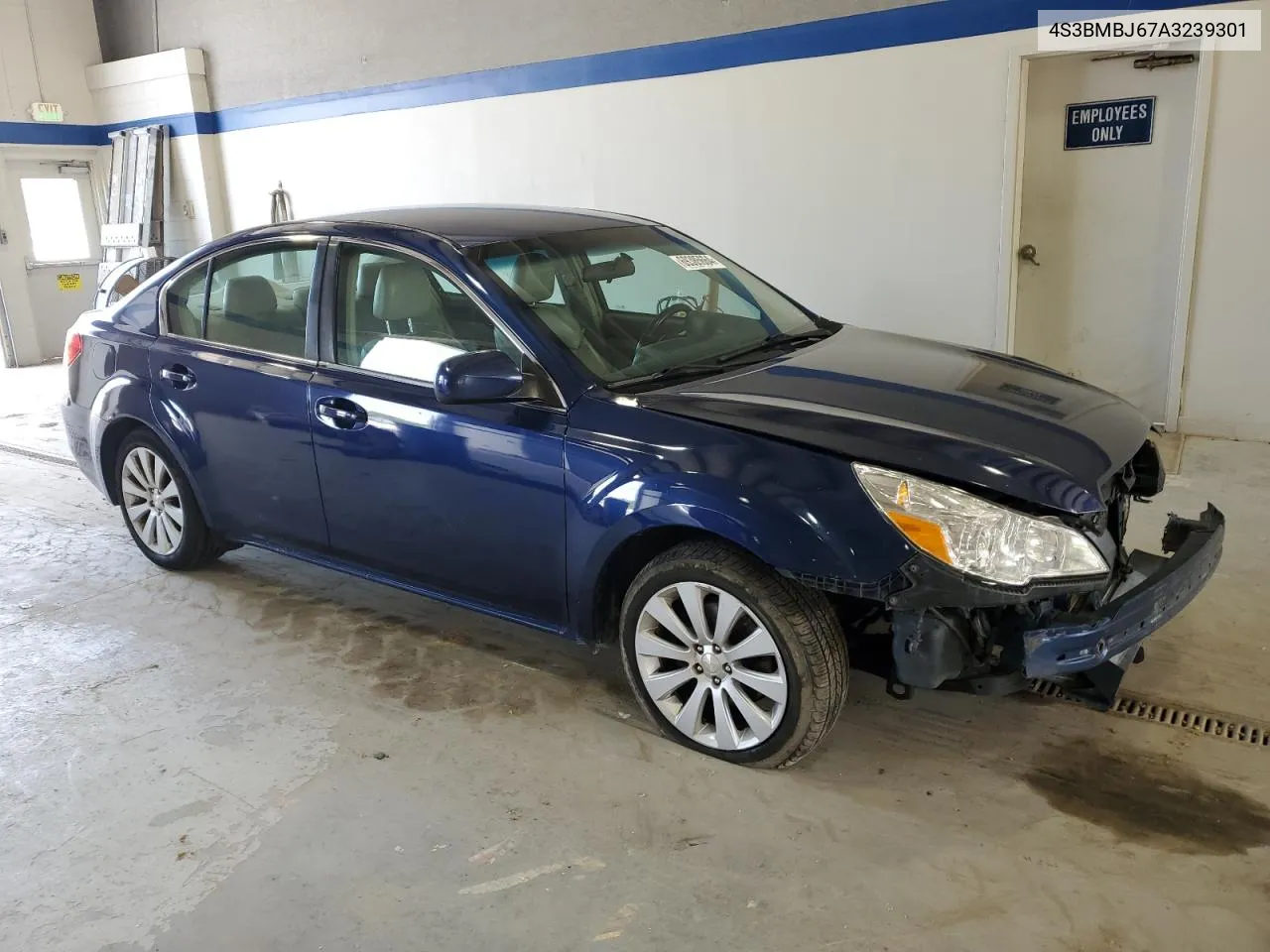 2010 Subaru Legacy 2.5I Limited VIN: 4S3BMBJ67A3239301 Lot: 69385664