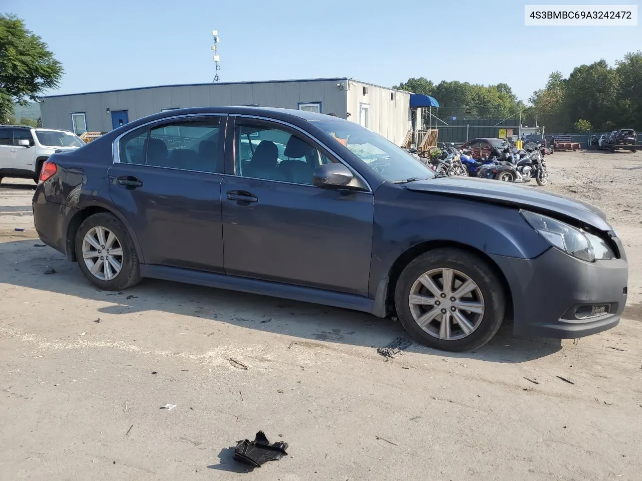 4S3BMBC69A3242472 2010 Subaru Legacy 2.5I Premium