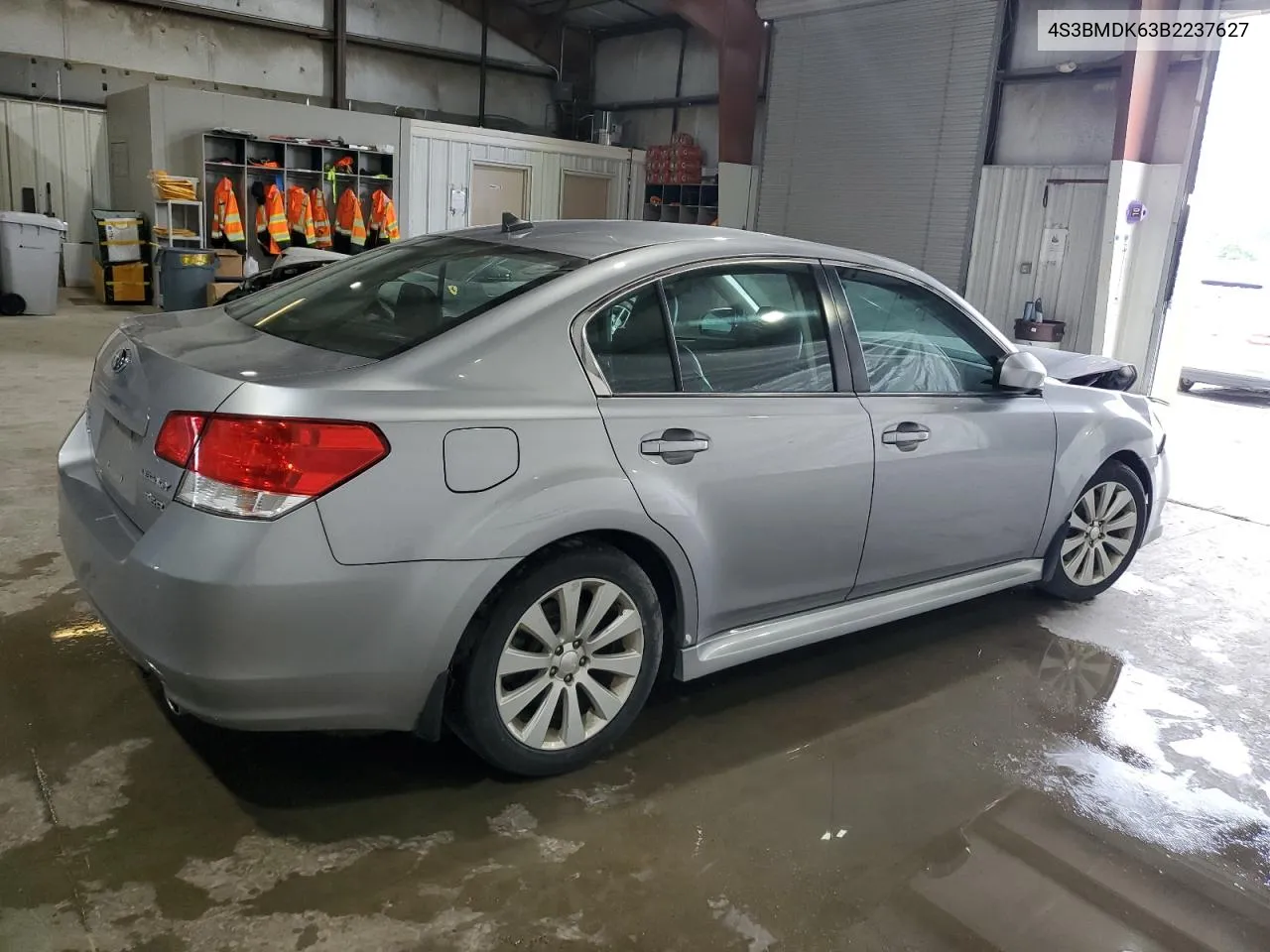 2011 Subaru Legacy 3.6R Limited VIN: 4S3BMDK63B2237627 Lot: 62223644