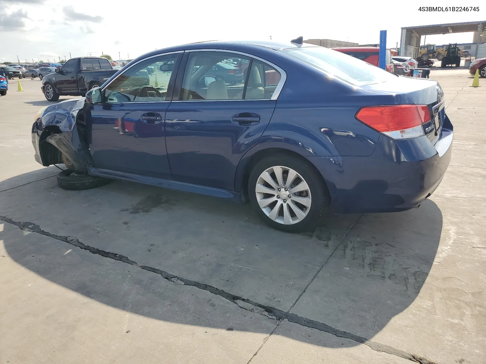 2011 Subaru Legacy 3.6R Limited VIN: 4S3BMDL61B2246745 Lot: 63953084