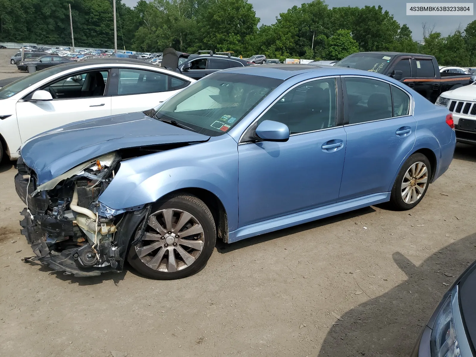 2011 Subaru Legacy 2.5I Limited VIN: 4S3BMBK63B3233804 Lot: 64656114