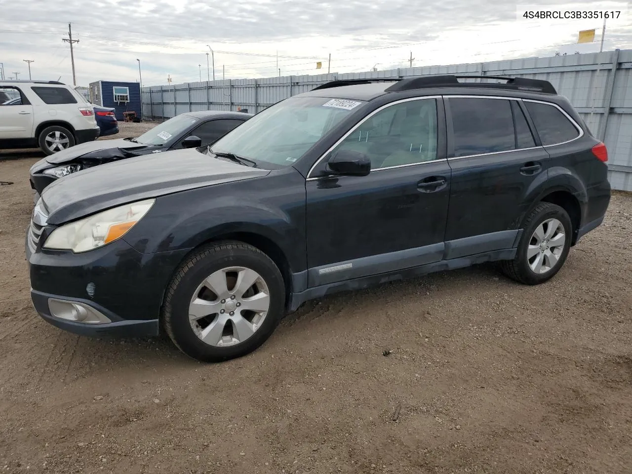 4S4BRCLC3B3351617 2011 Subaru Outback 2.5I Limited