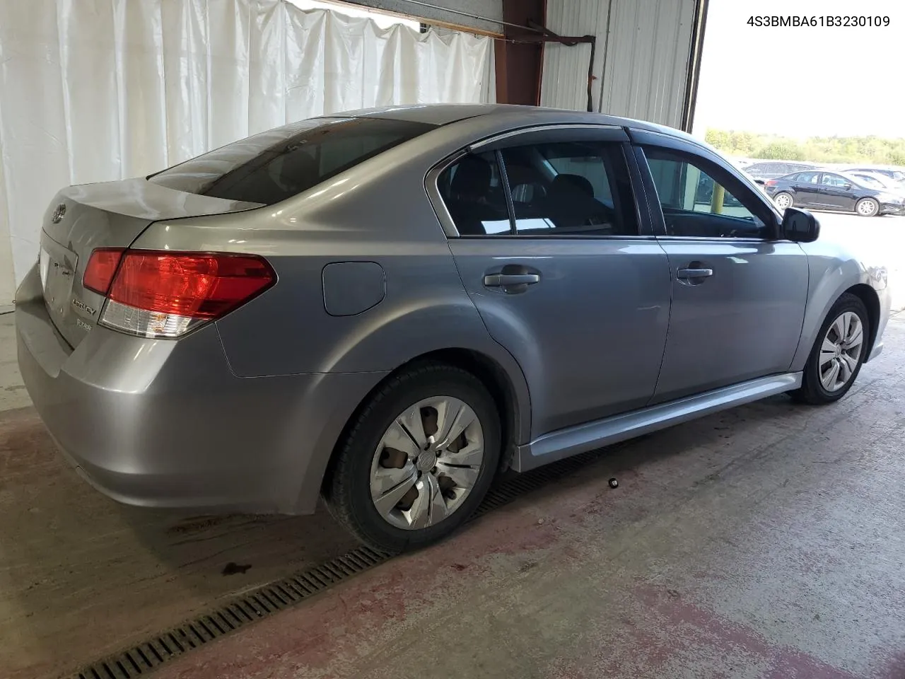 2011 Subaru Legacy 2.5I VIN: 4S3BMBA61B3230109 Lot: 72215114