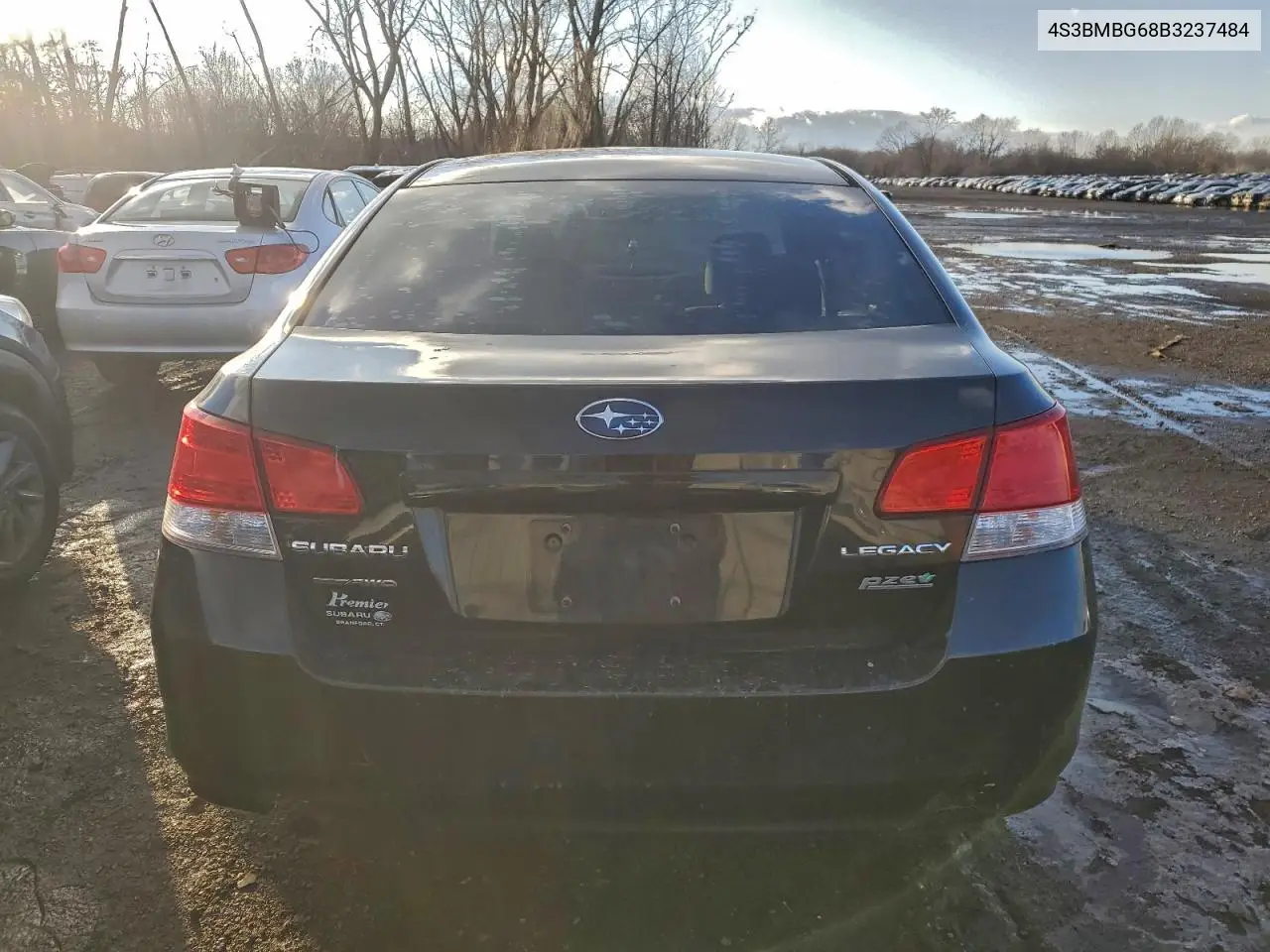 4S3BMBG68B3237484 2011 Subaru Legacy 2.5I Premium
