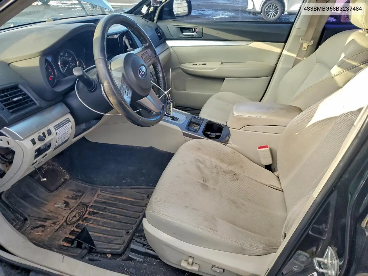 4S3BMBG68B3237484 2011 Subaru Legacy 2.5I Premium