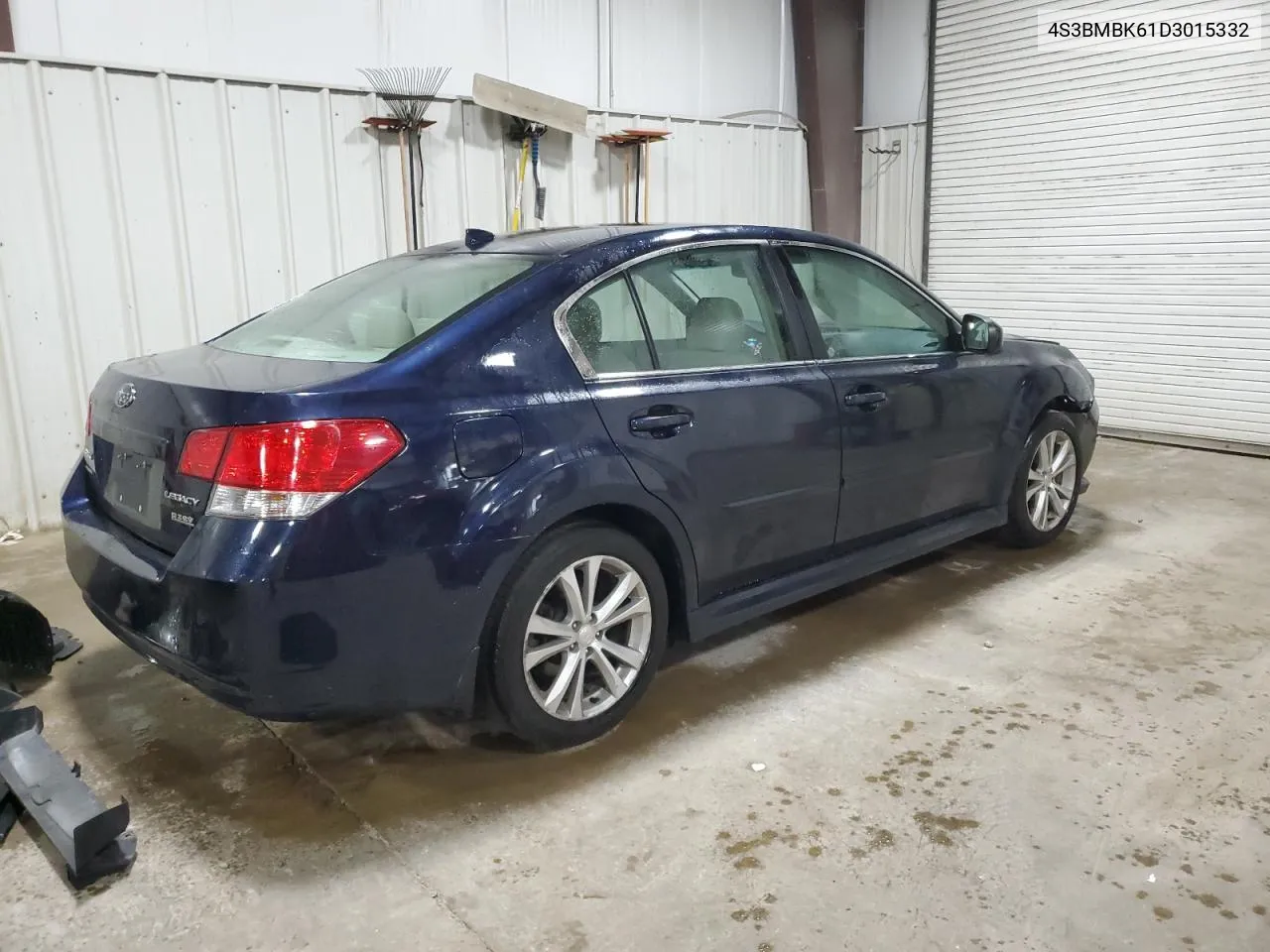 2013 Subaru Legacy 2.5I Limited VIN: 4S3BMBK61D3015332 Lot: 70512404