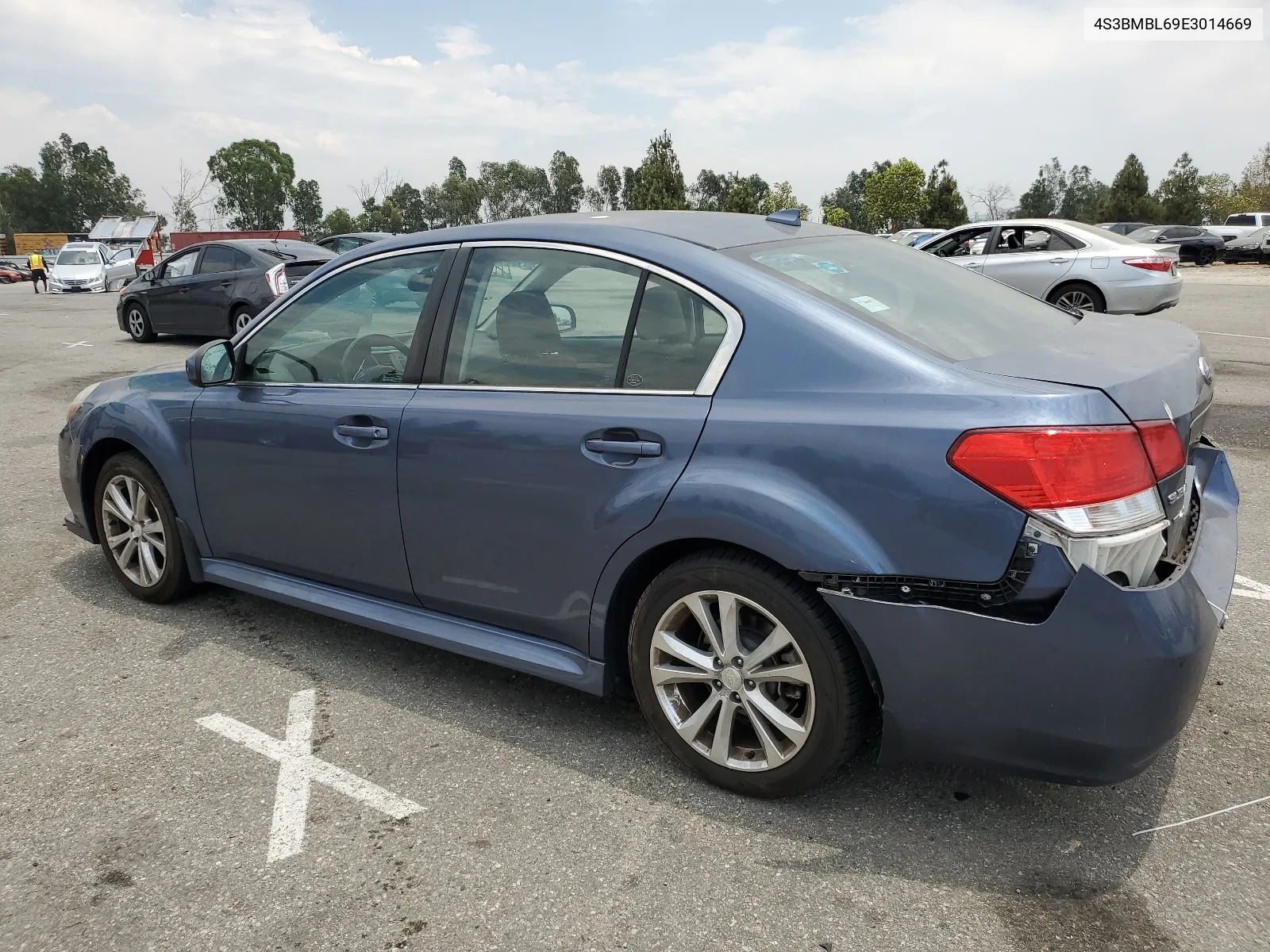 2014 Subaru Legacy 2.5I Limited VIN: 4S3BMBL69E3014669 Lot: 62855464