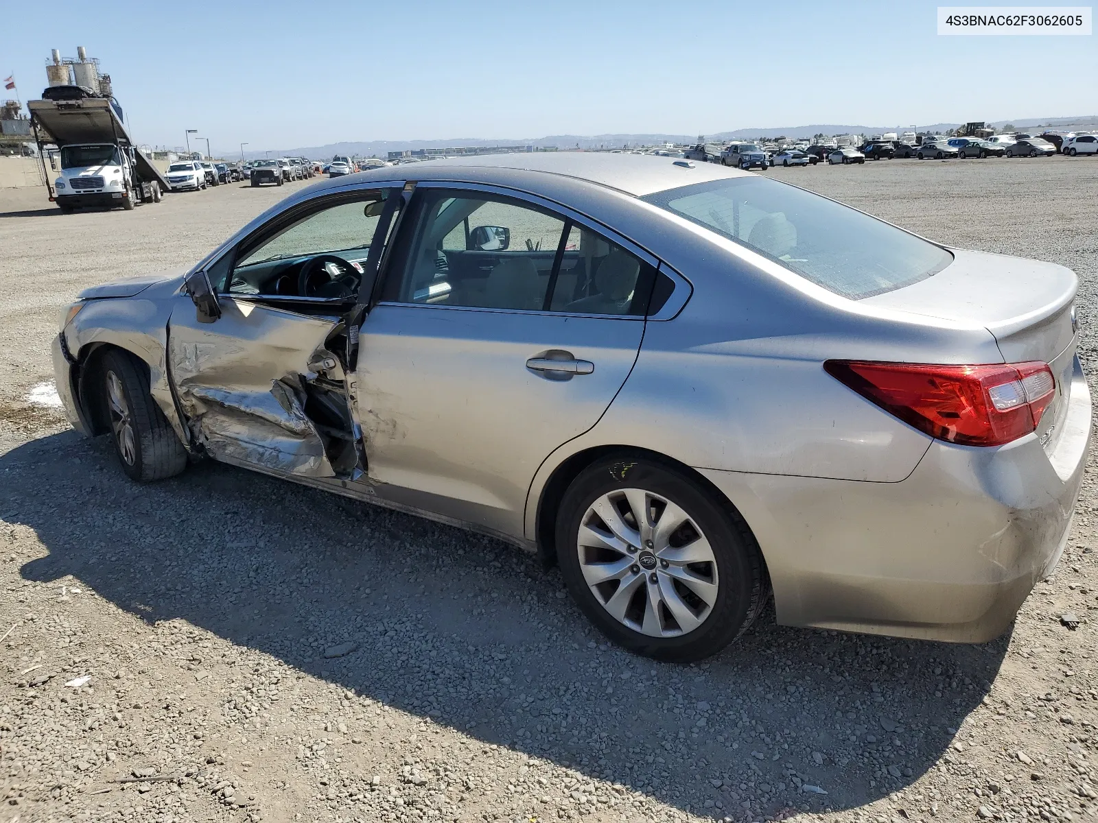 2015 Subaru Legacy 2.5I Premium VIN: 4S3BNAC62F3062605 Lot: 65316044