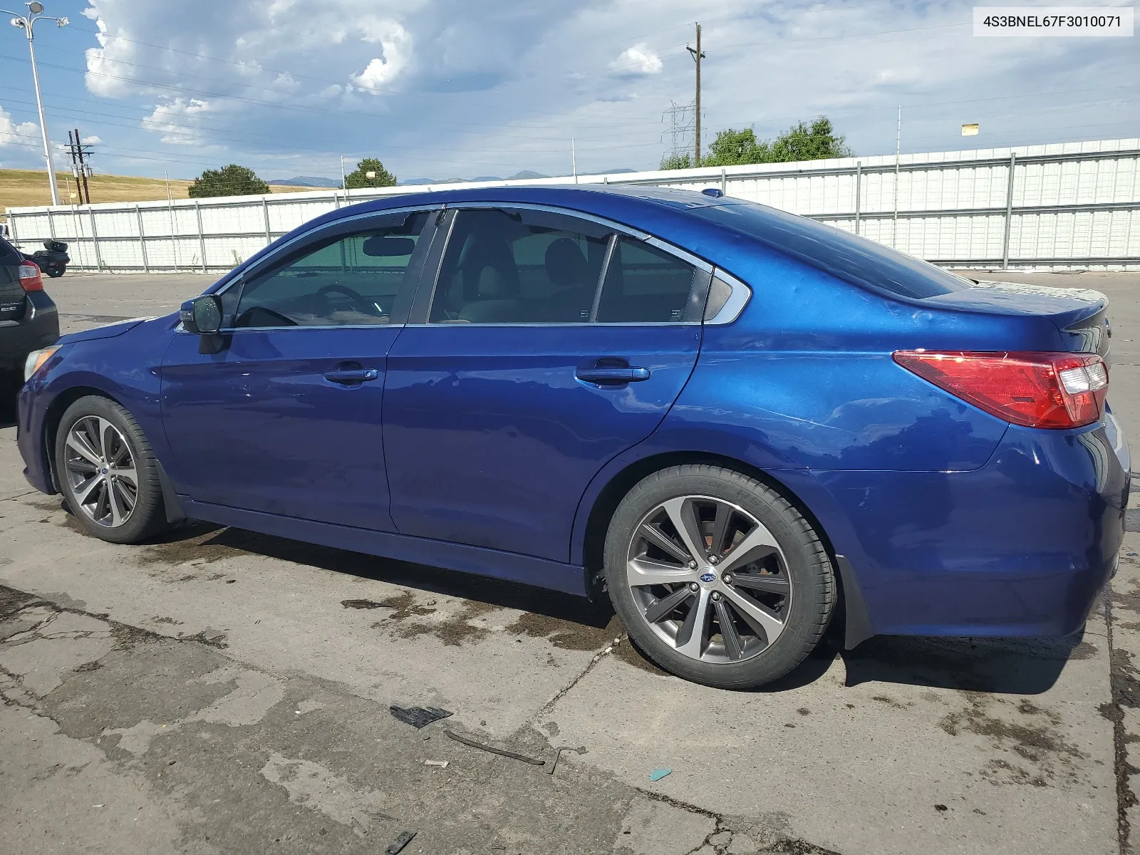 4S3BNEL67F3010071 2015 Subaru Legacy 3.6R Limited