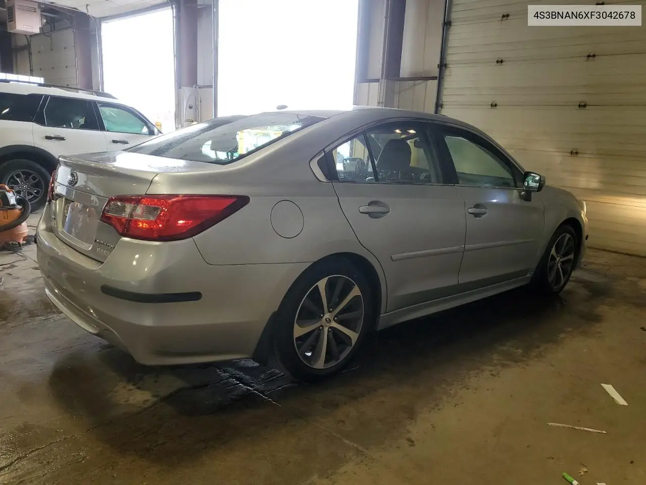 4S3BNAN6XF3042678 2015 Subaru Legacy 2.5I Limited