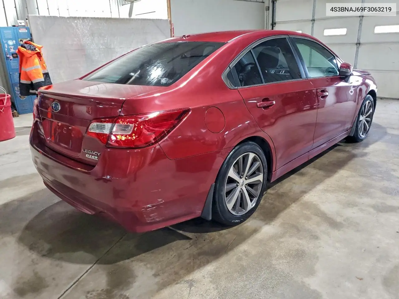4S3BNAJ69F3063219 2015 Subaru Legacy 2.5I Limited