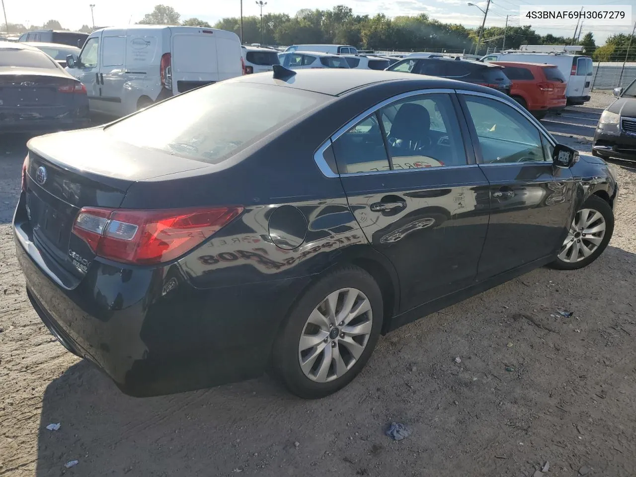 4S3BNAF69H3067279 2017 Subaru Legacy 2.5I Premium