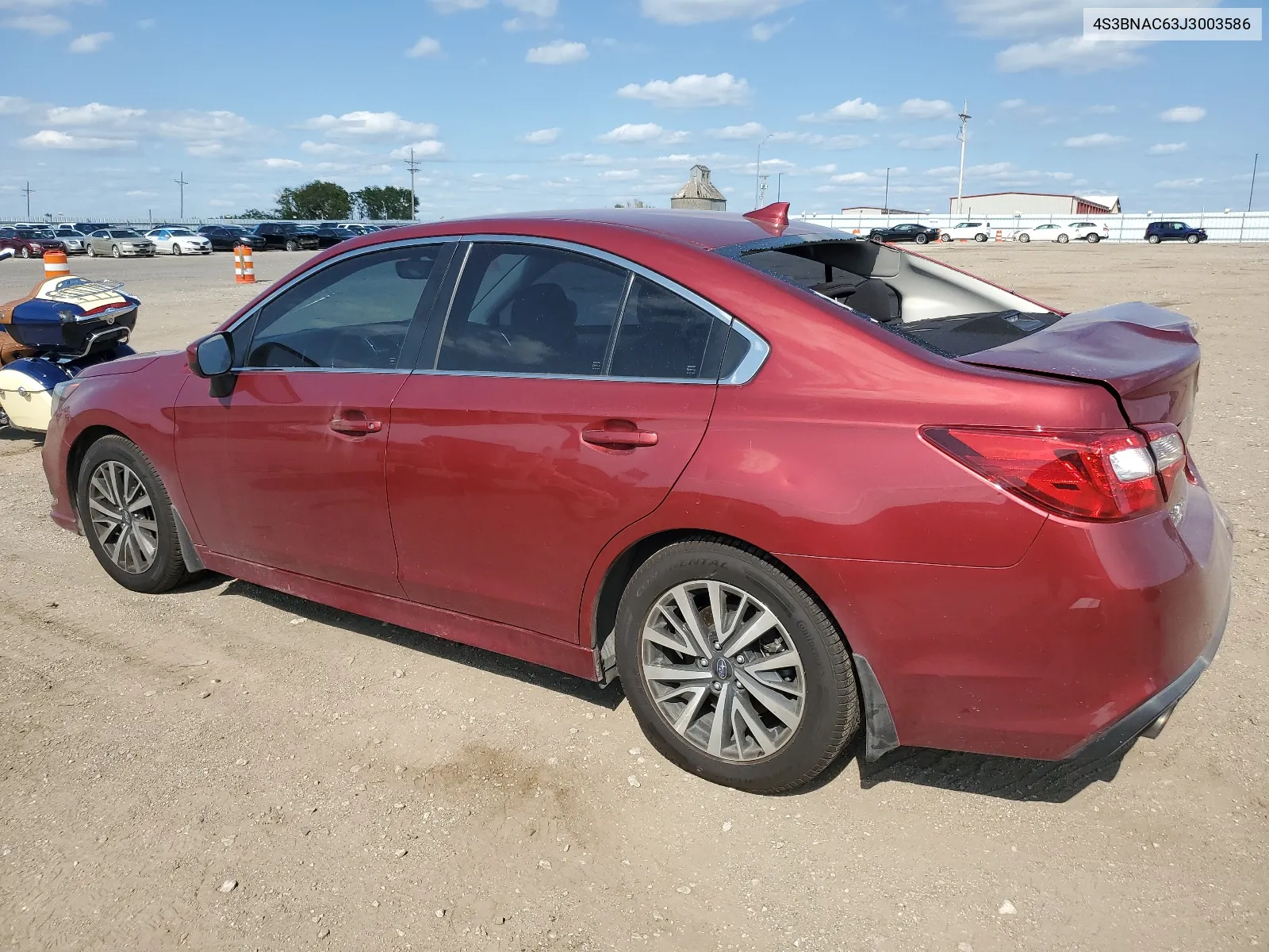 2018 Subaru Legacy 2.5I Premium VIN: 4S3BNAC63J3003586 Lot: 64998564