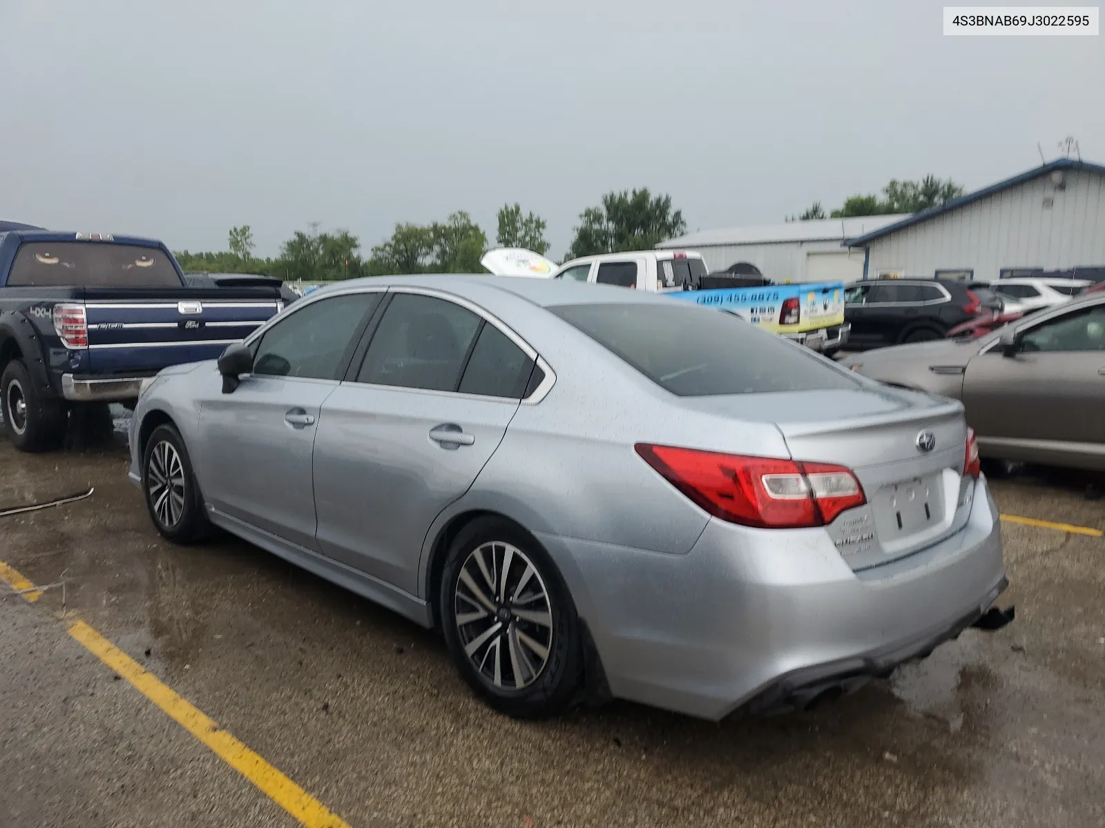 4S3BNAB69J3022595 2018 Subaru Legacy 2.5I