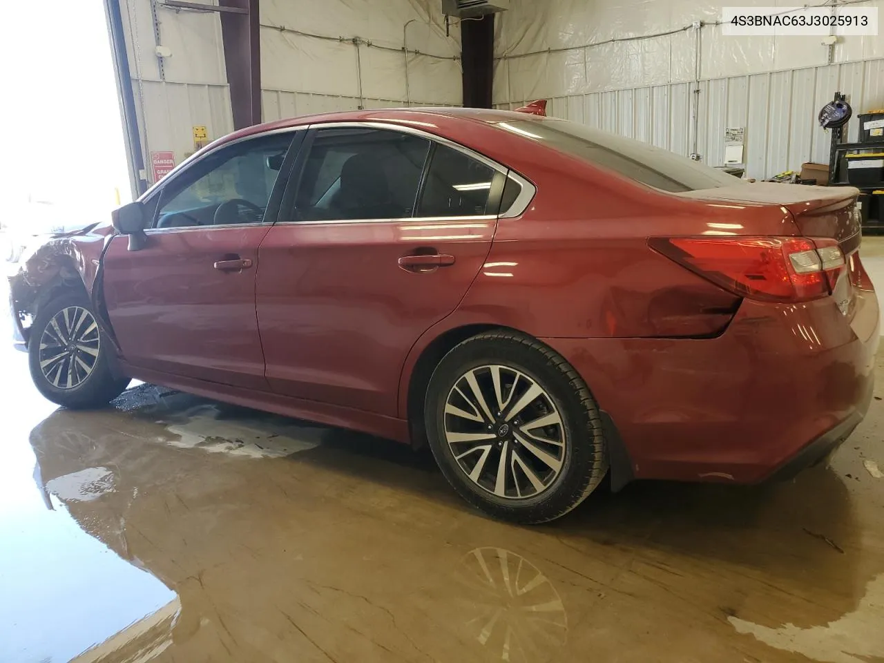 2018 Subaru Legacy 2.5I Premium VIN: 4S3BNAC63J3025913 Lot: 71525224