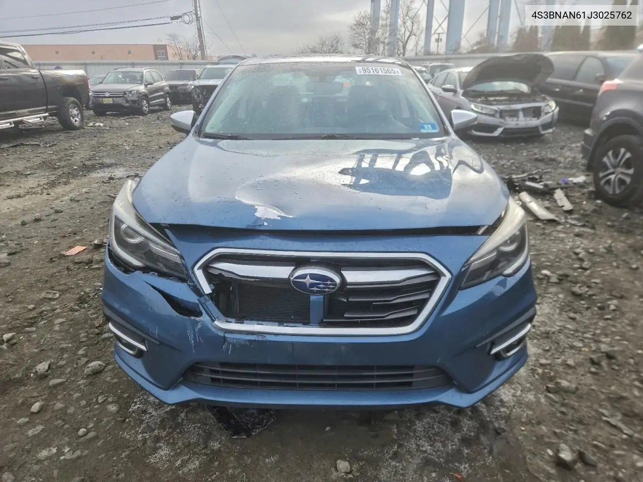 4S3BNAN61J3025762 2018 Subaru Legacy 2.5I Limited