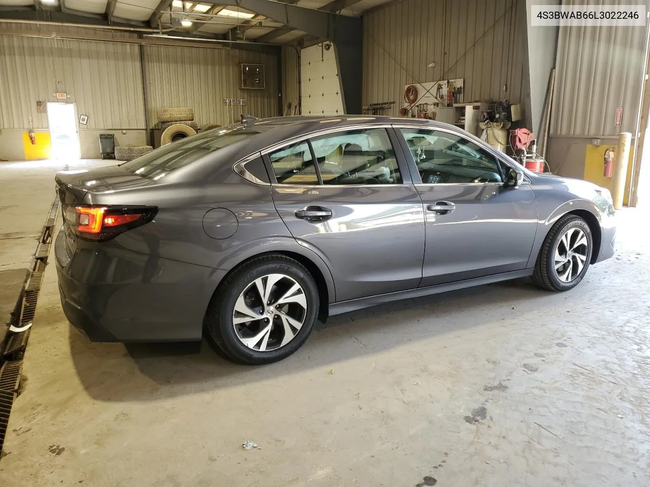 4S3BWAB66L3022246 2020 Subaru Legacy