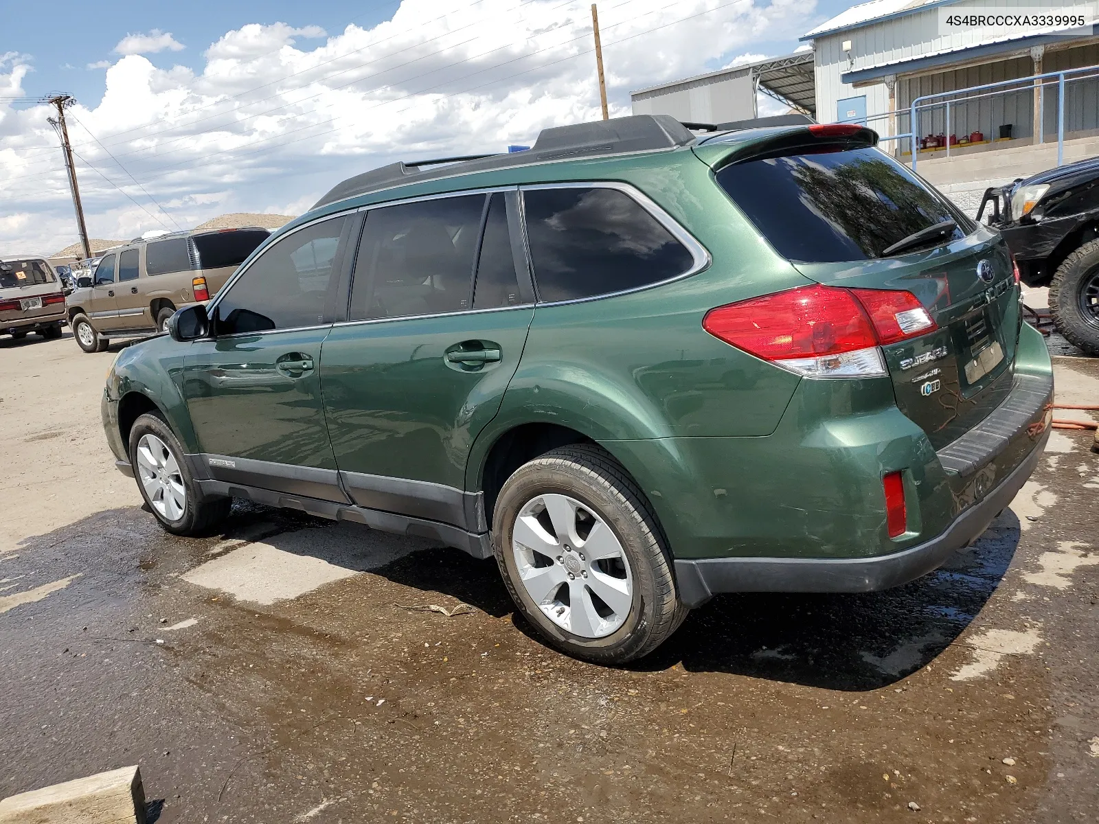 2010 Subaru Outback 2.5I Premium VIN: 4S4BRCCCXA3339995 Lot: 63636264