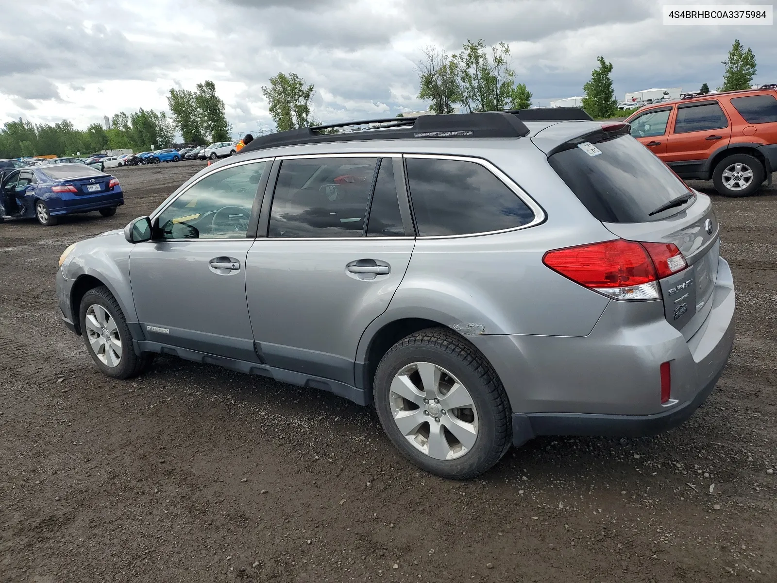 4S4BRHBC0A3375984 2010 Subaru Outback 2.5I Premium