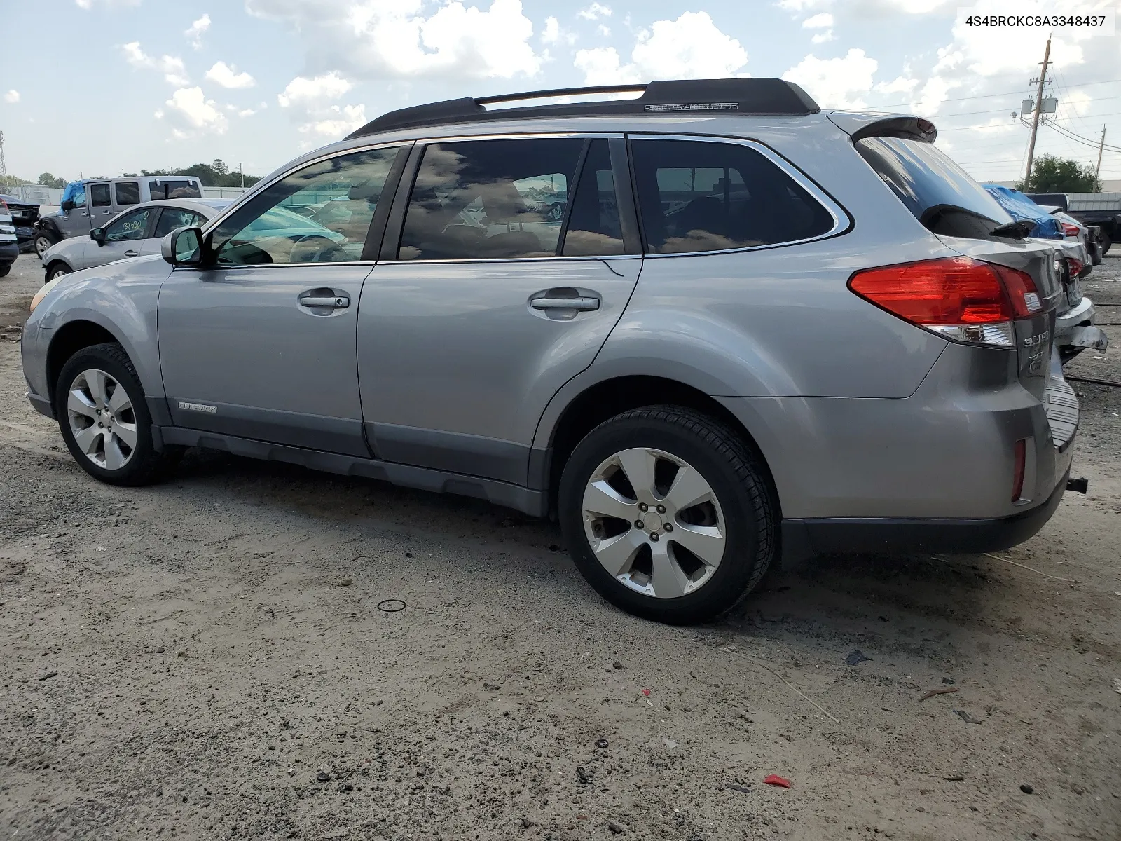 4S4BRCKC8A3348437 2010 Subaru Outback 2.5I Limited