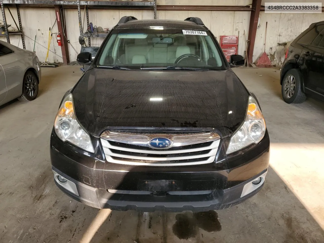 2010 Subaru Outback 2.5I Premium VIN: 4S4BRCCC2A3383358 Lot: 70307164