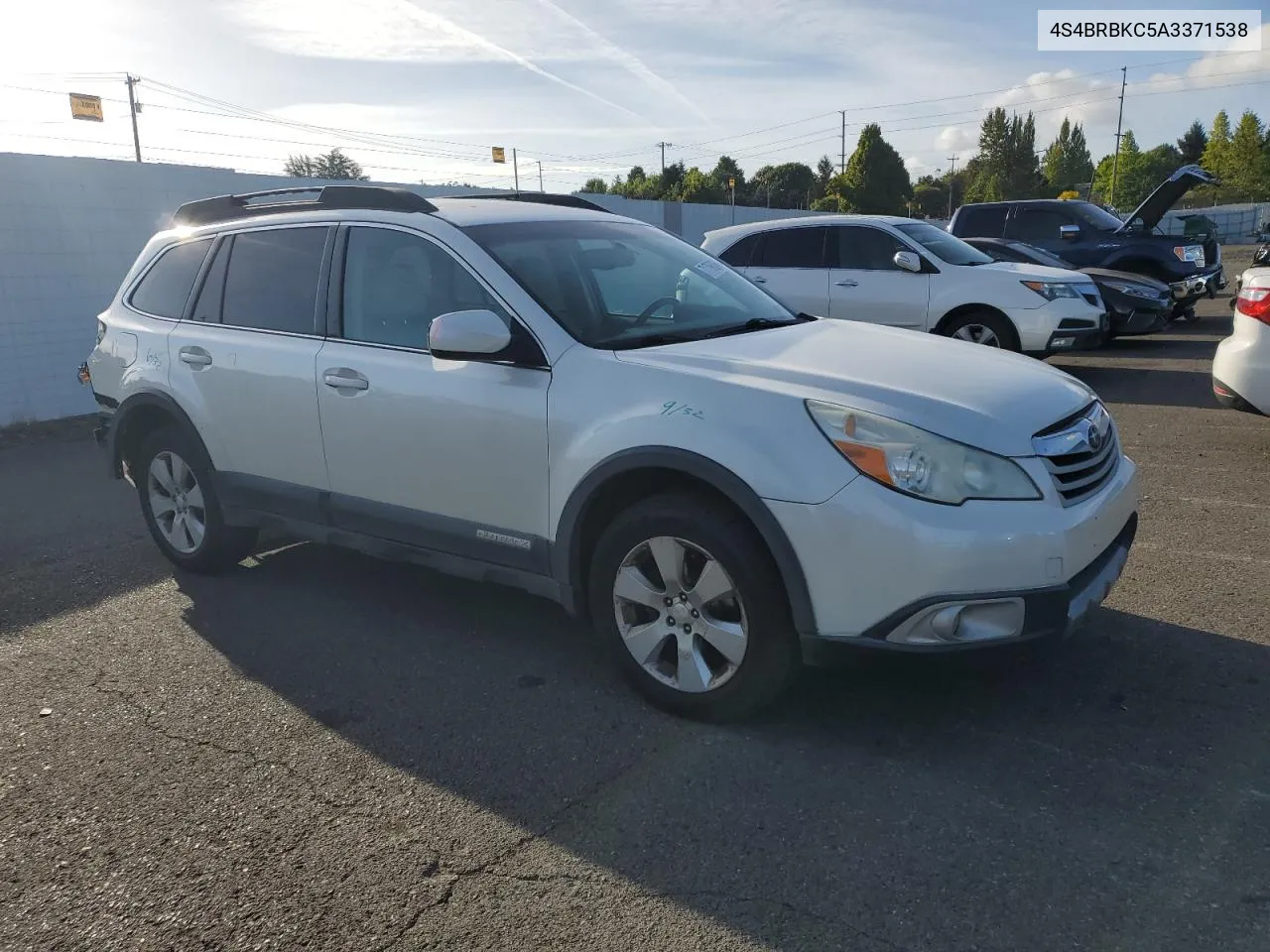 4S4BRBKC5A3371538 2010 Subaru Outback 2.5I Limited