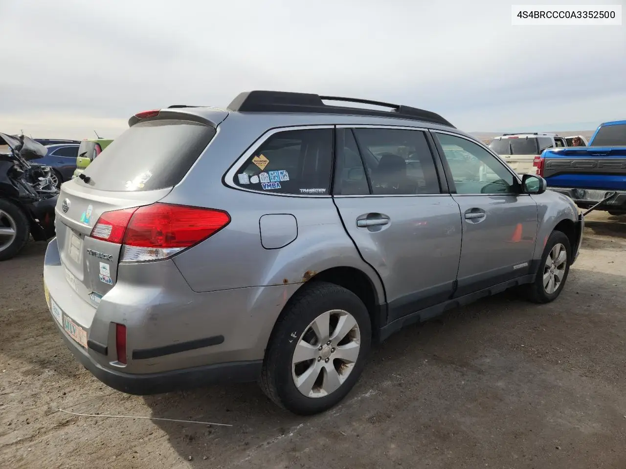 4S4BRCCC0A3352500 2010 Subaru Outback 2.5I Premium