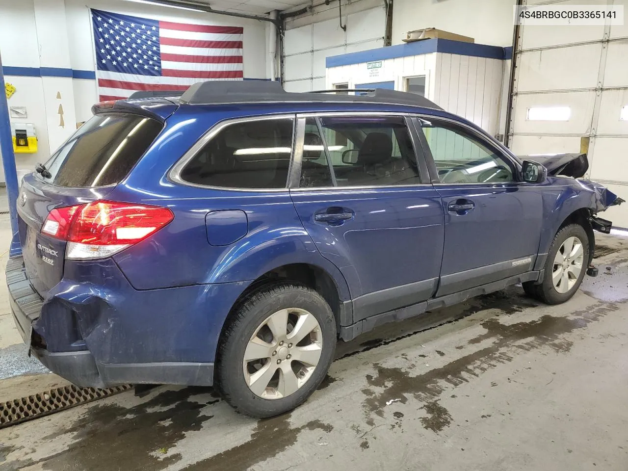 2011 Subaru Outback 2.5I Premium VIN: 4S4BRBGC0B3365141 Lot: 43008704