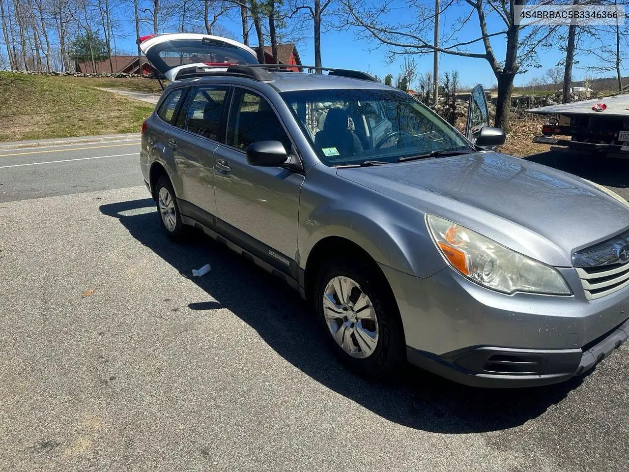 4S4BRBAC5B3346366 2011 Subaru Outback 2.5I