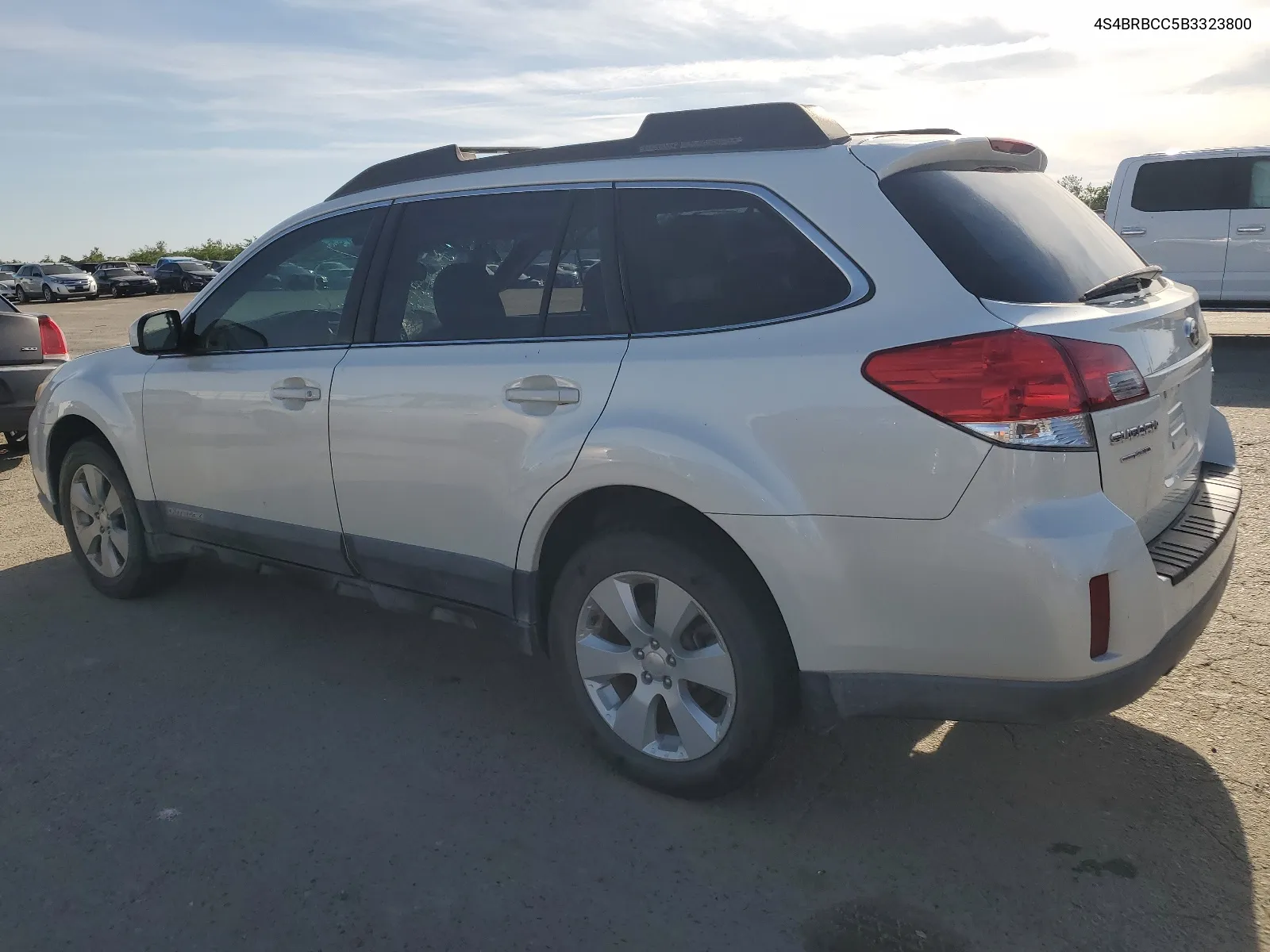 2011 Subaru Outback 2.5I Premium VIN: 4S4BRBCC5B3323800 Lot: 50557244