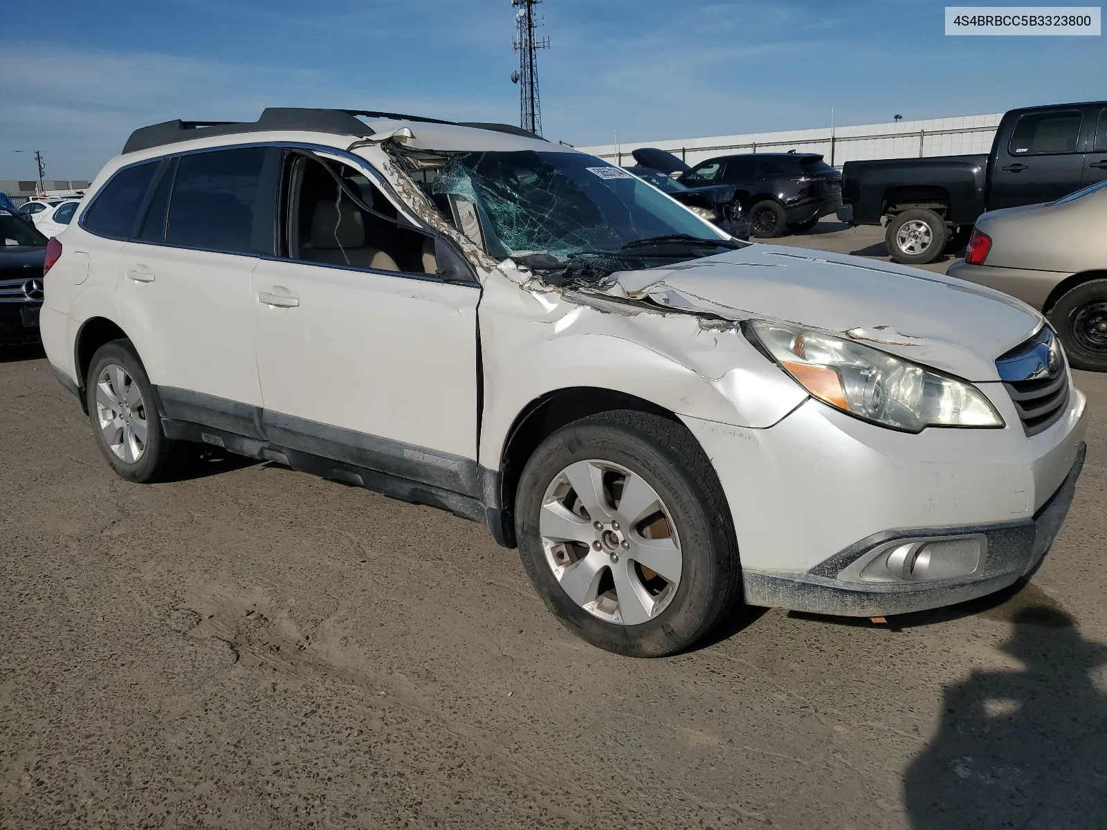 2011 Subaru Outback 2.5I Premium VIN: 4S4BRBCC5B3323800 Lot: 50557244