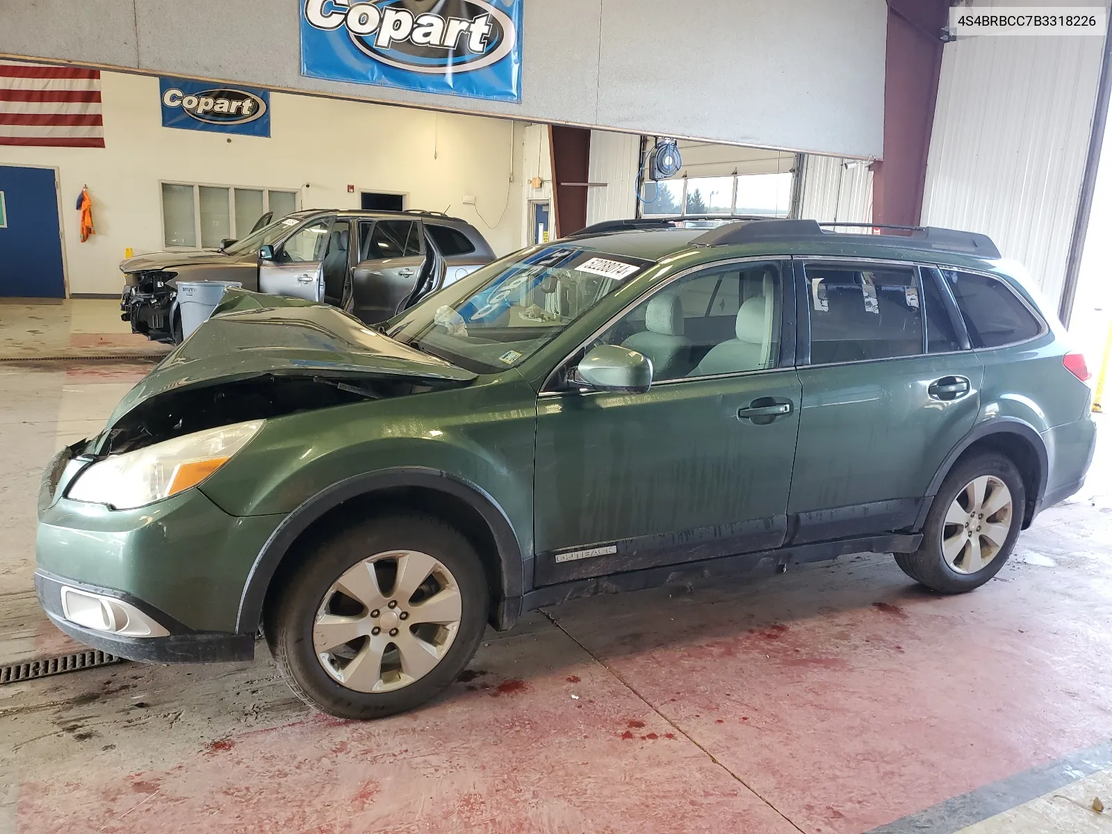 2011 Subaru Outback 2.5I Premium VIN: 4S4BRBCC7B3318226 Lot: 52288014