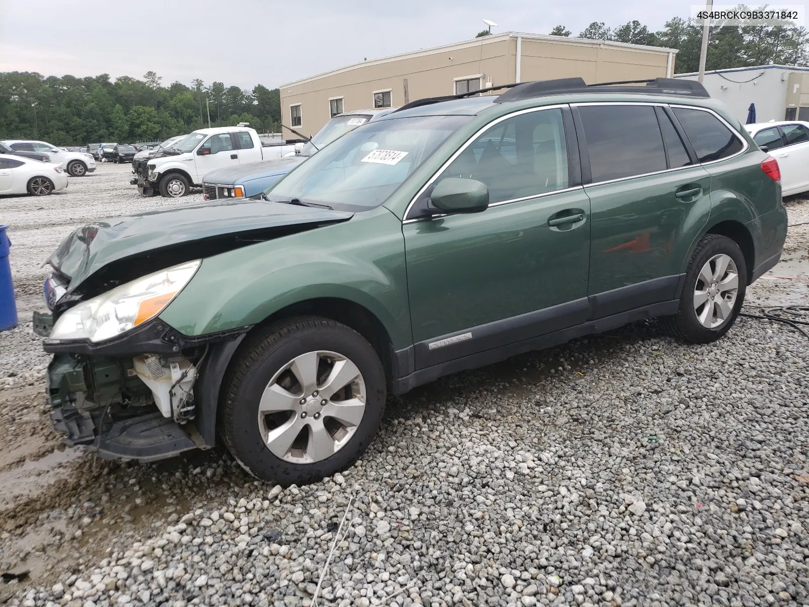 2011 Subaru Outback 2.5I Limited VIN: 4S4BRCKC9B3371842 Lot: 57878514