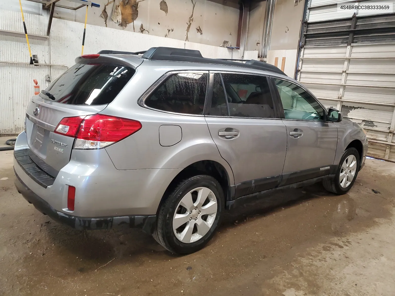 2011 Subaru Outback 2.5I Premium VIN: 4S4BRBCC3B3333659 Lot: 60742234