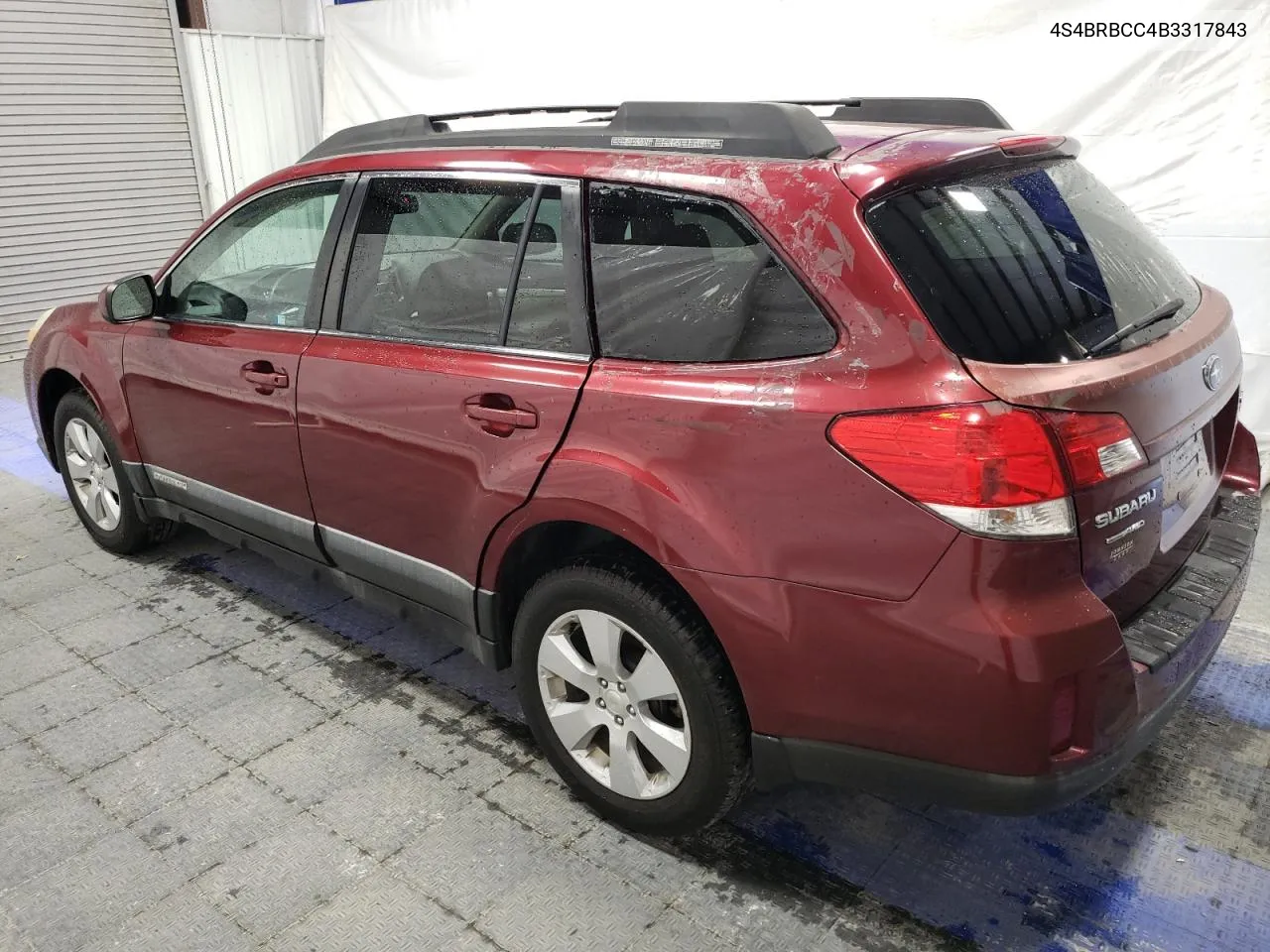 2011 Subaru Outback 2.5I Premium VIN: 4S4BRBCC4B3317843 Lot: 61881074