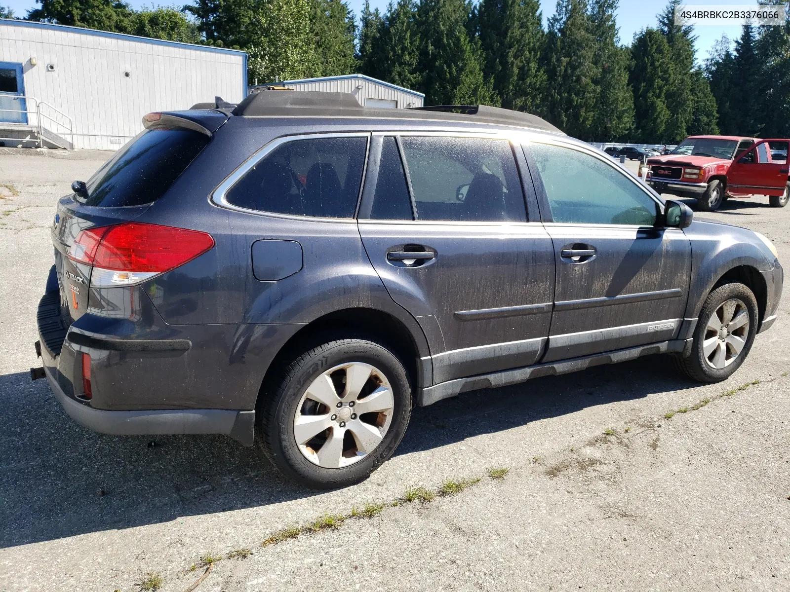 2011 Subaru Outback 2.5I Limited VIN: 4S4BRBKC2B3376066 Lot: 62286424