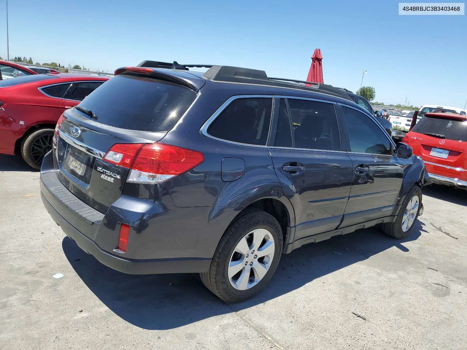 4S4BRBJC3B3403468 2011 Subaru Outback 2.5I Limited