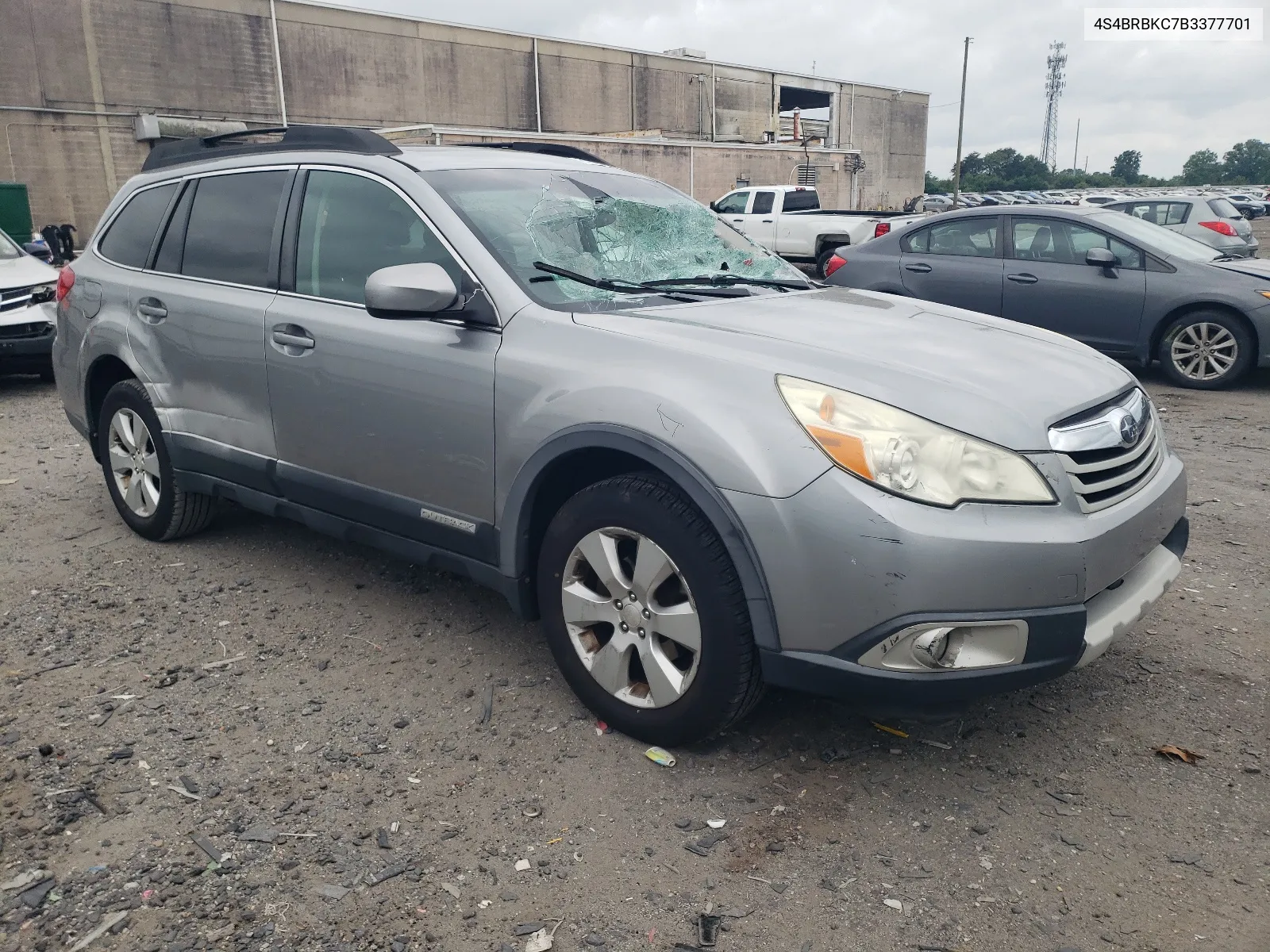 2011 Subaru Outback 2.5I Limited VIN: 4S4BRBKC7B3377701 Lot: 65125404