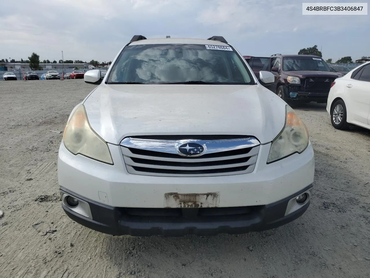 4S4BRBFC3B3406847 2011 Subaru Outback 2.5I Premium