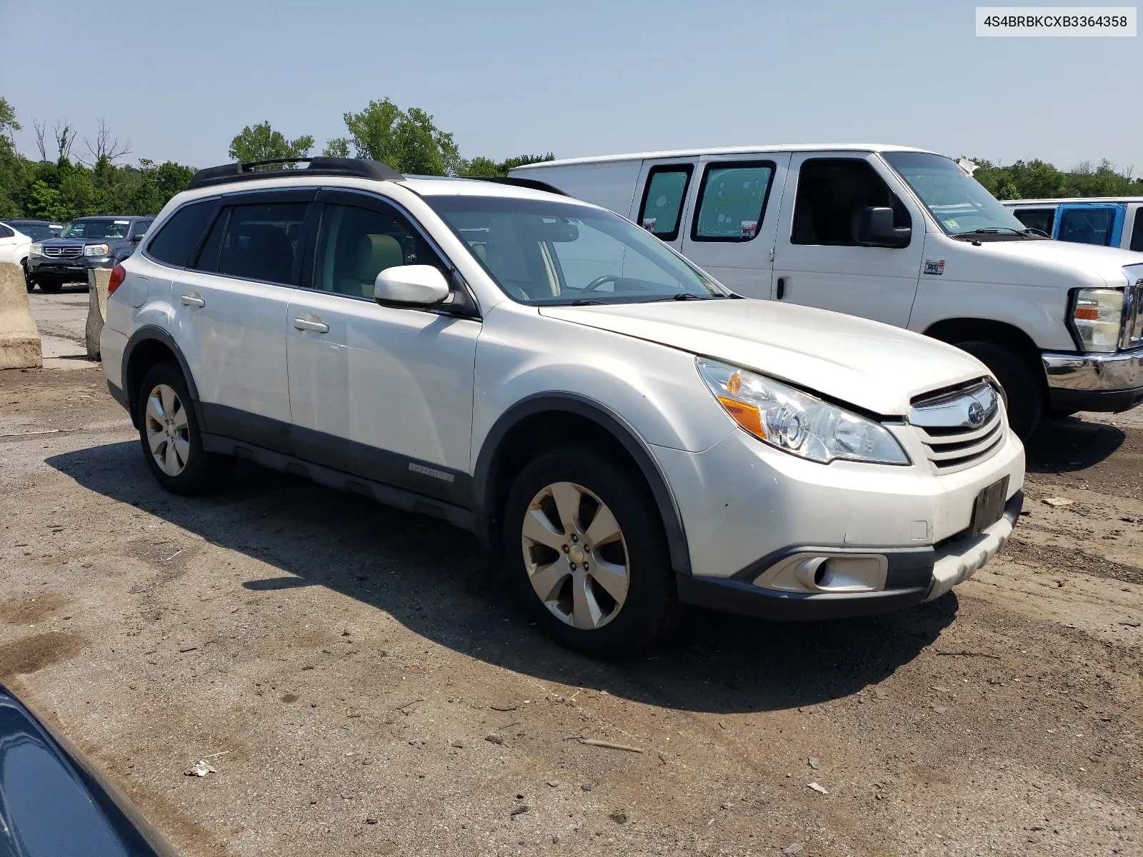 2011 Subaru Outback 2.5I Limited VIN: 4S4BRBKCXB3364358 Lot: 65342424