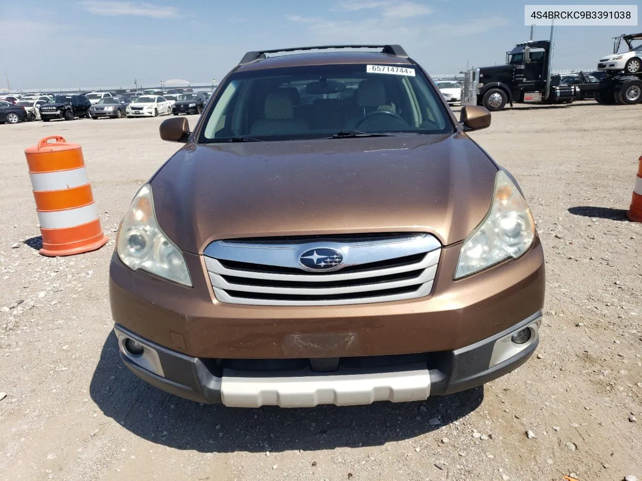 4S4BRCKC9B3391038 2011 Subaru Outback 2.5I Limited