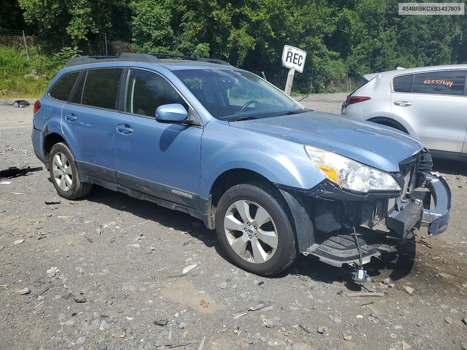 2011 Subaru Outback 2.5I Limited VIN: 4S4BRBKCXB3437809 Lot: 66585774