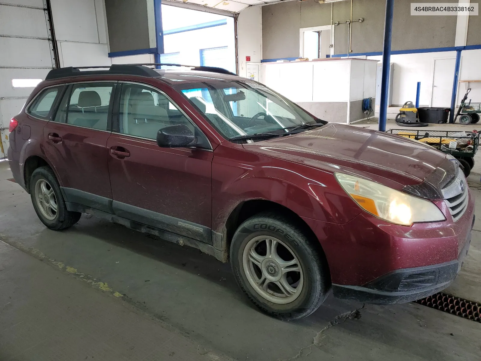 2011 Subaru Outback 2.5I VIN: 4S4BRBAC4B3338162 Lot: 66974694