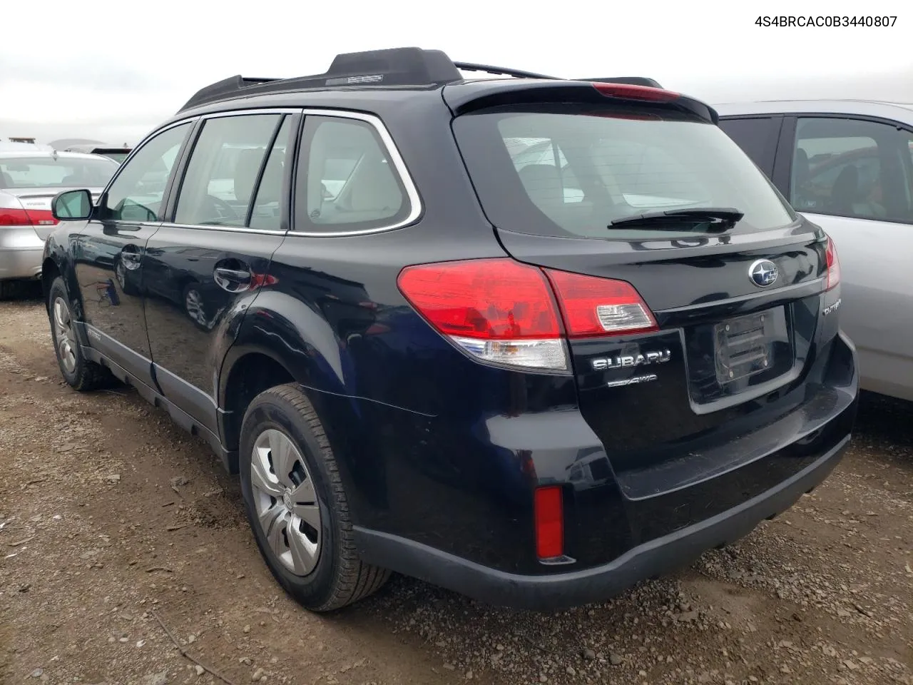 4S4BRCAC0B3440807 2011 Subaru Outback 2.5I