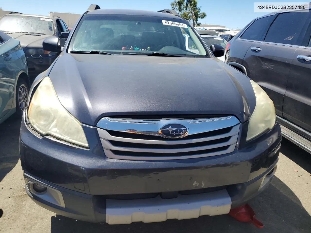 2011 Subaru Outback 3.6R Limited VIN: 4S4BRDJC2B2357486 Lot: 67566654