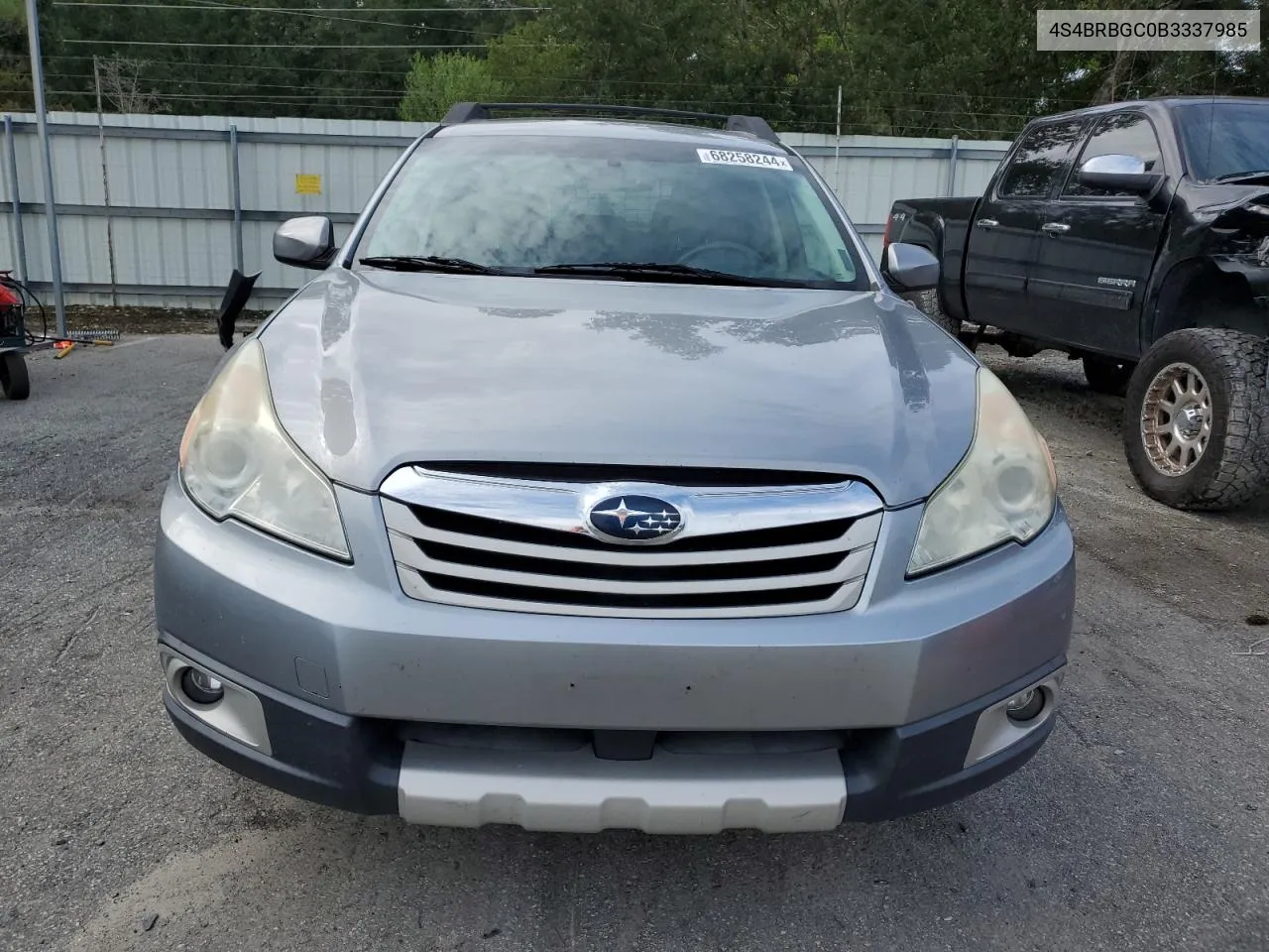 4S4BRBGC0B3337985 2011 Subaru Outback 2.5I Premium