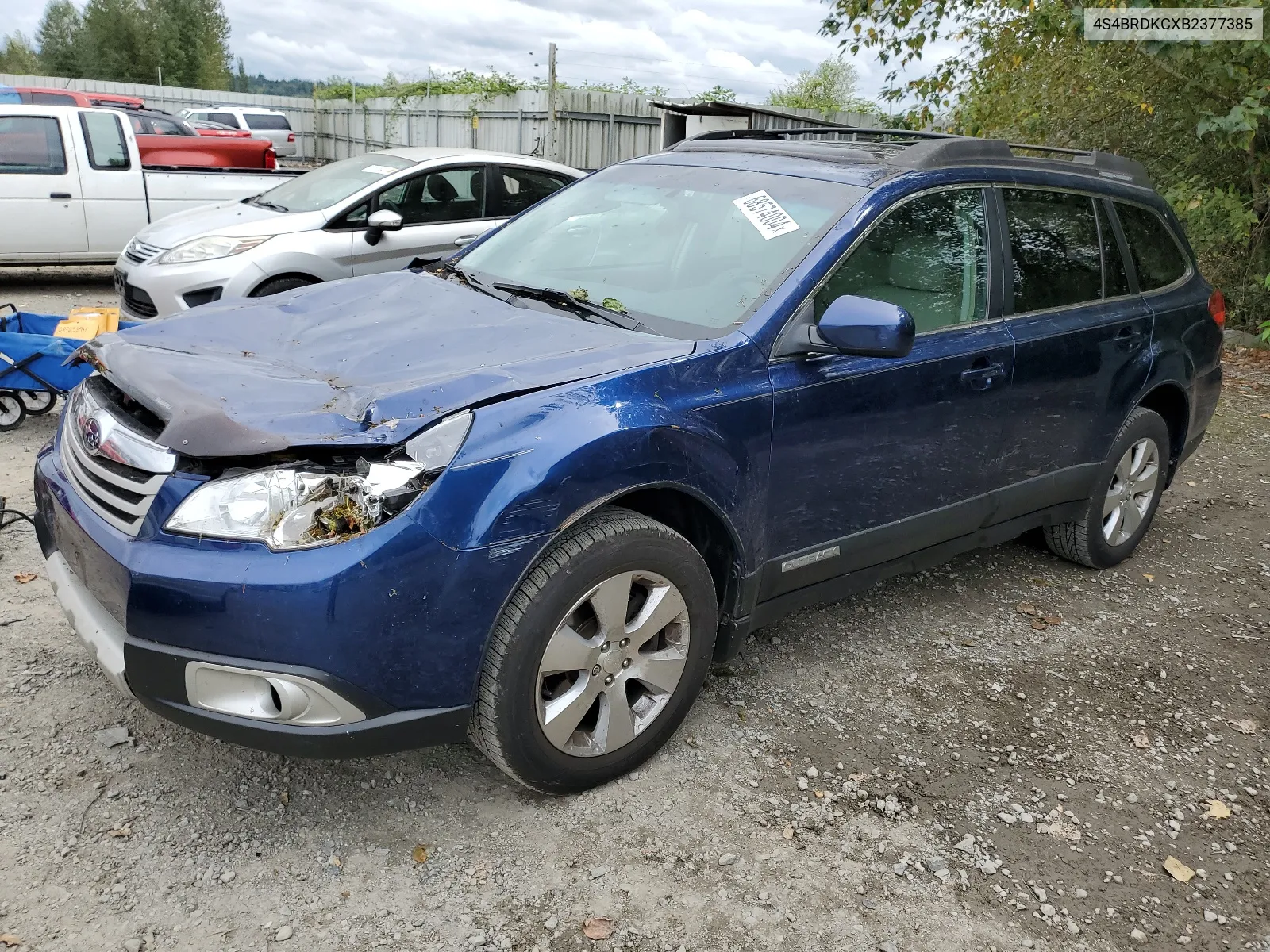 4S4BRDKCXB2377385 2011 Subaru Outback 3.6R Limited