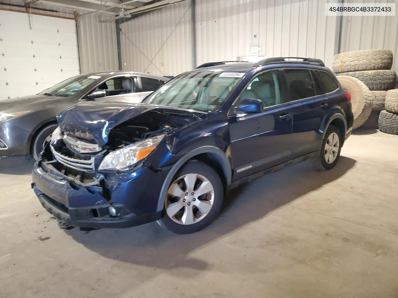 4S4BRBGC4B3372433 2011 Subaru Outback 2.5I Premium